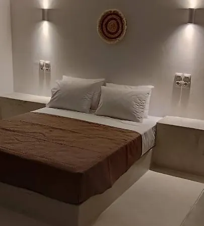 Lejardin Santorini *